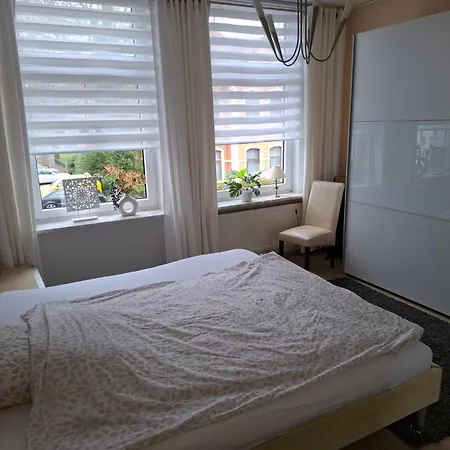 Apartmán Private In Nordenham- Grosser Balkon By Interhome *