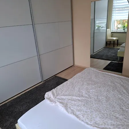 Apartmán Private In Nordenham- Grosser Balkon By Interhome *