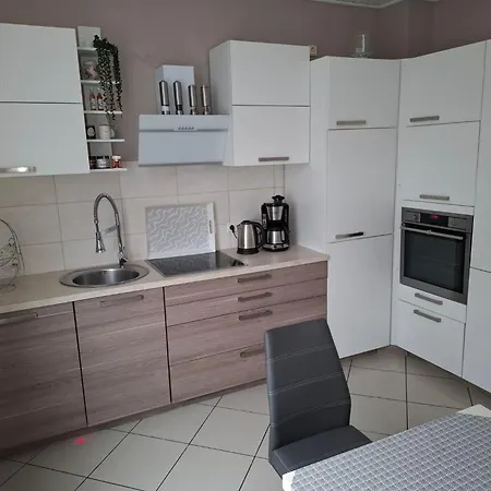 Apartmán Private In Nordenham- Grosser Balkon By Interhome Nordenham