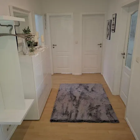 Private In Nordenham- Grosser Balkon By Interhome