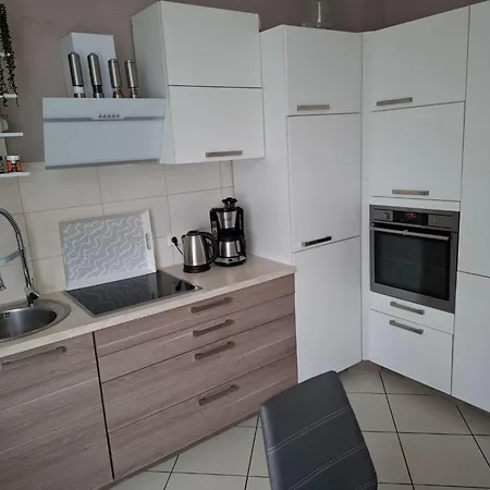 Apartmán Private In Nordenham- Grosser Balkon By Interhome