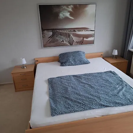 Apartmán Private In Nordenham- Grosser Balkon By Interhome *